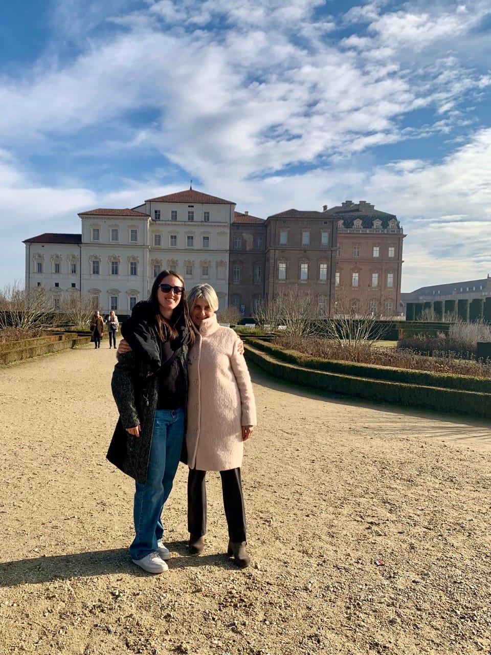 The outfit that took me from the plane straight to Venaria Reale and Turin.
